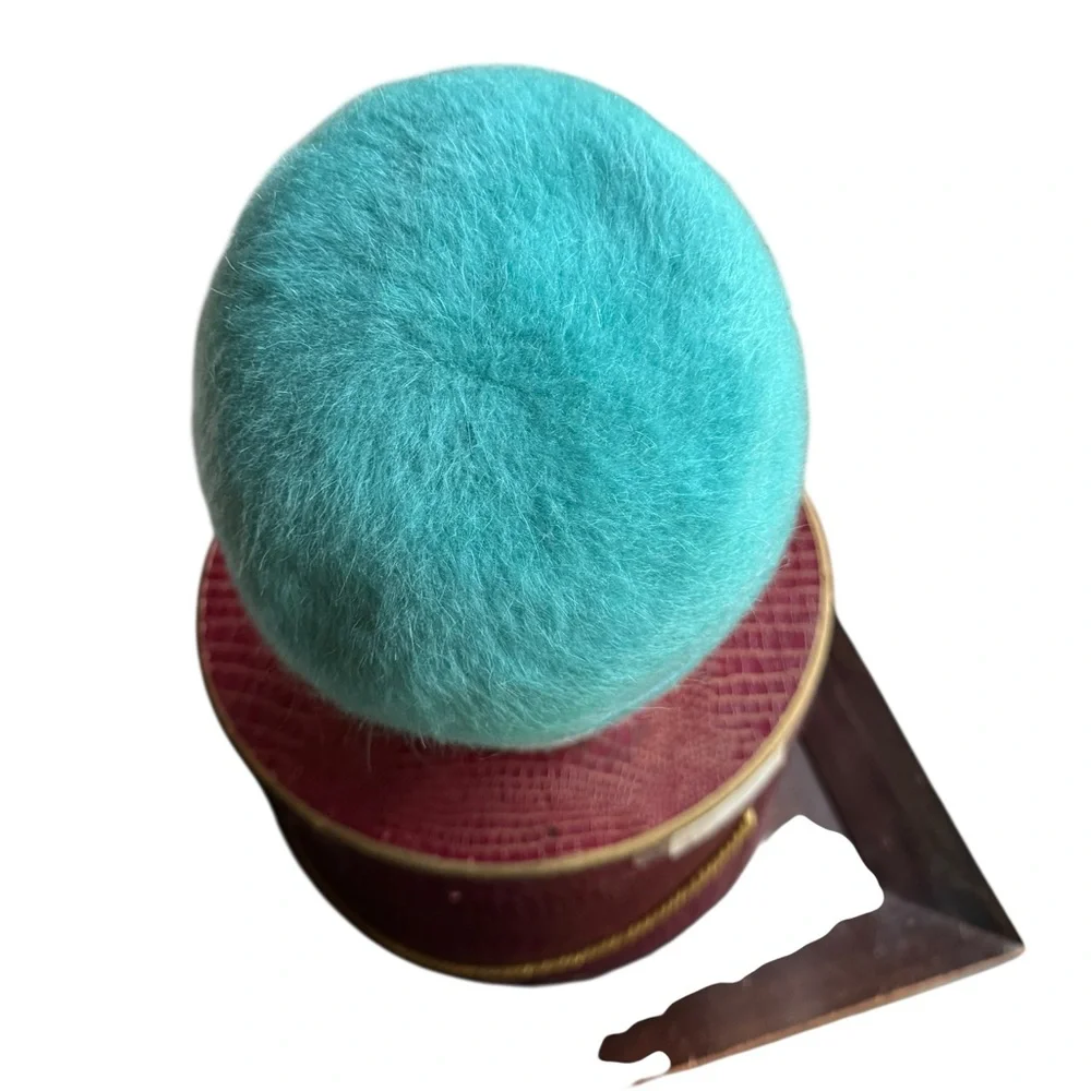 NIB Early‎ 1960s Gimbels 100% Wool w/Rhinestone Cloche Hat - Picture 4 of 11